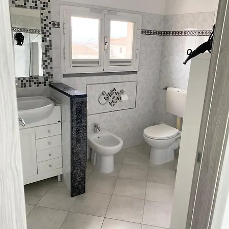 Arimand House Apartman *